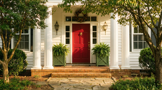 The Meaning and Appeal of the Red Door on Traditional American Homes