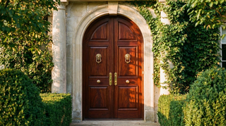 Why Mahogany Grain Is the Top Choice for Traditional Luxury Entrances